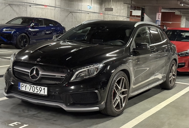 Mercedes-AMG GLA 45 X156
