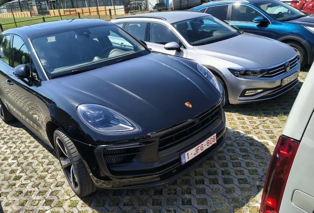 Porsche 95B Macan GTS MkIII