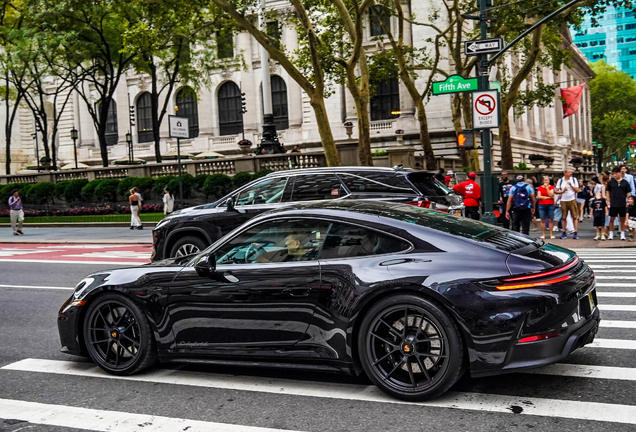 Porsche 992 Carrera 4 GTS MkII