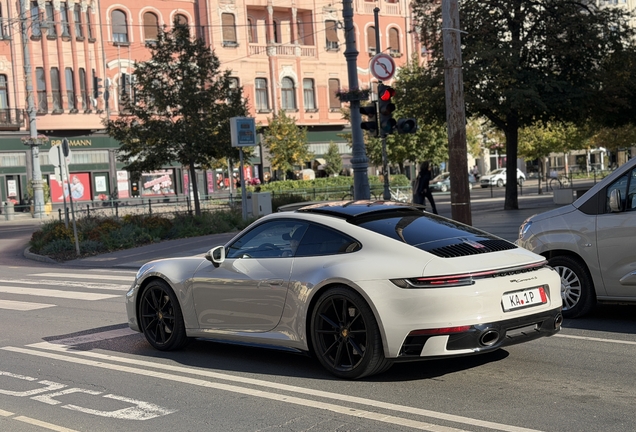 Porsche 992 Carrera 4S MkI
