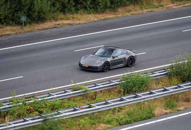 Porsche 992 Carrera 4S MkI