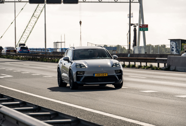 Porsche Macan EV GTS