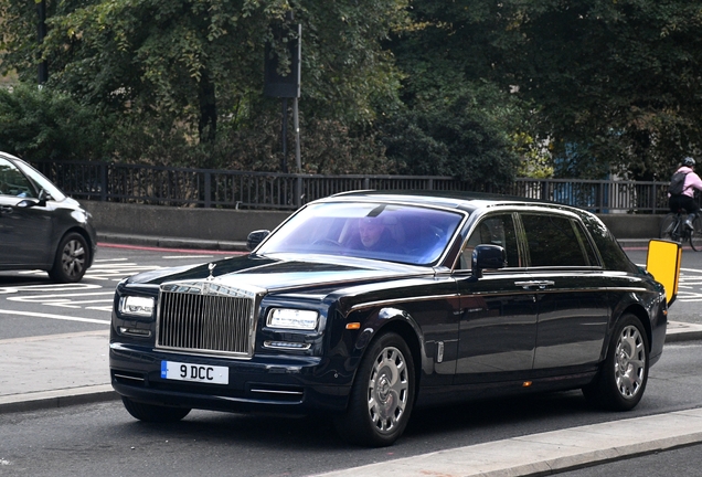 Rolls-Royce Phantom EWB Series II