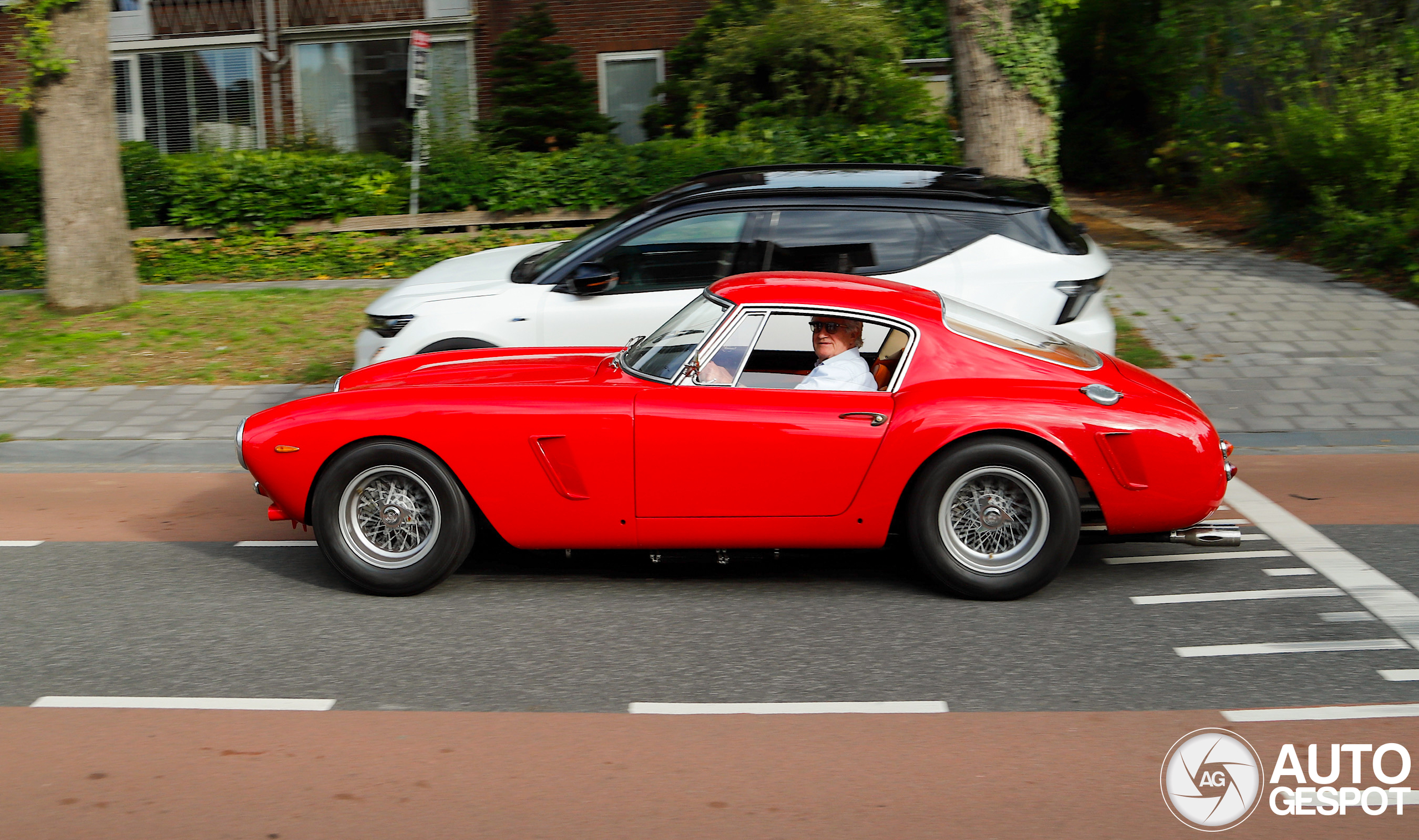 Vergeet de Jesko: Ferrari 250 GT SWB gespot door fritsel op weg naar Koenigsegg