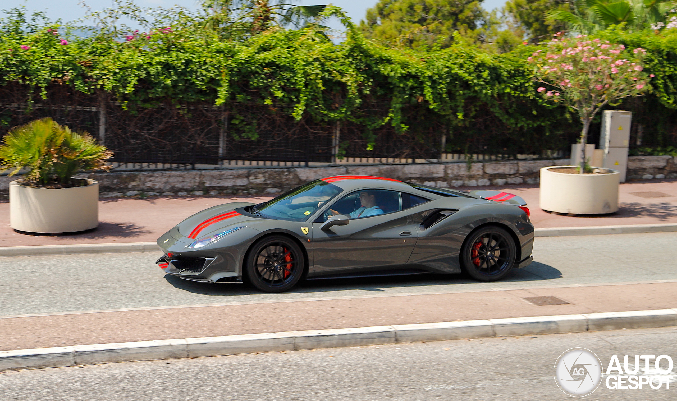 Ferrari 488 Pista