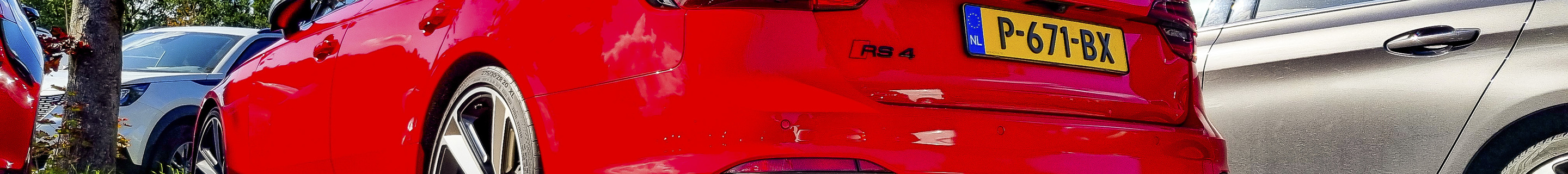 Audi RS4 Avant B9