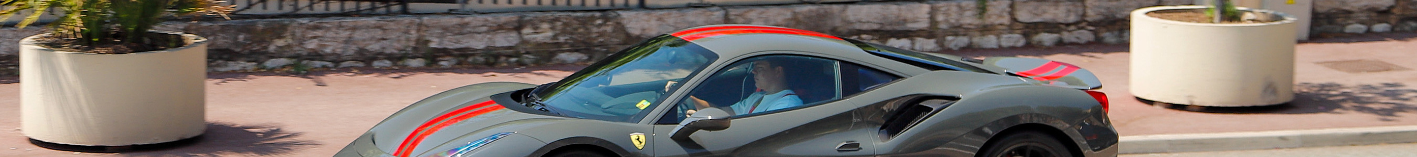 Ferrari 488 Pista