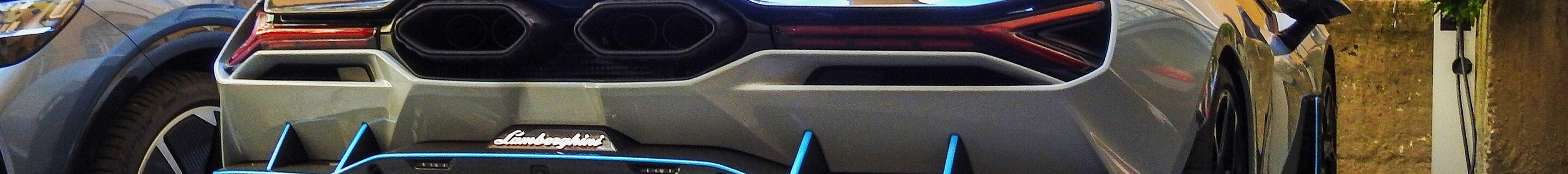 Lamborghini Revuelto