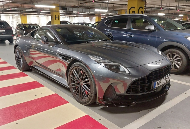 Aston Martin DB12 S