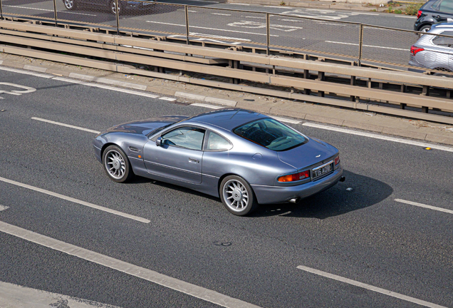 Aston Martin DB7