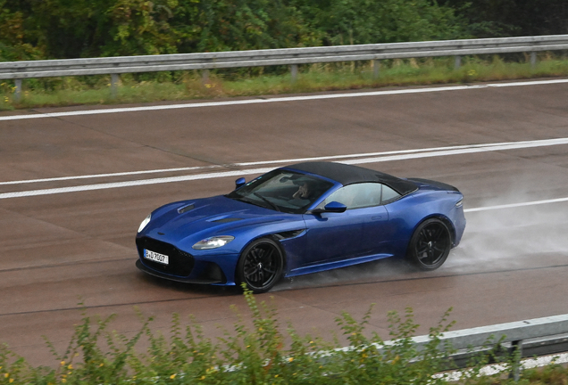 Aston Martin DBS Superleggera Volante