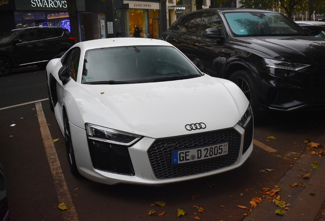 Audi R8 V10 Plus 2015