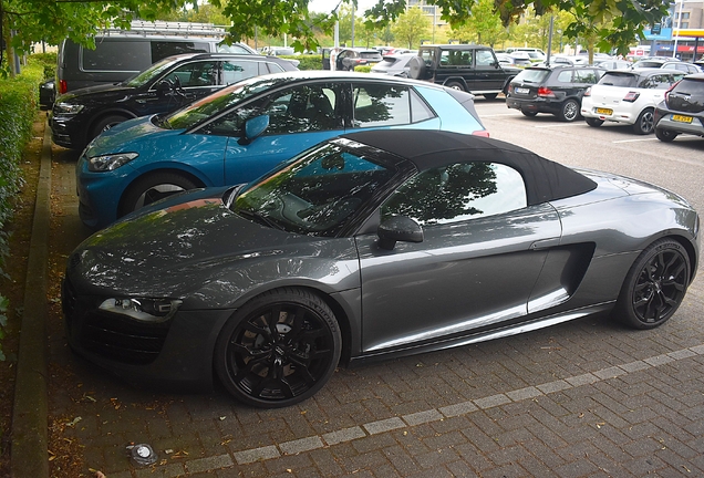 Audi R8 V10 Spyder 2013