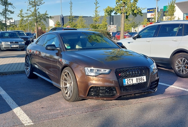 Audi RS5 B8 2012