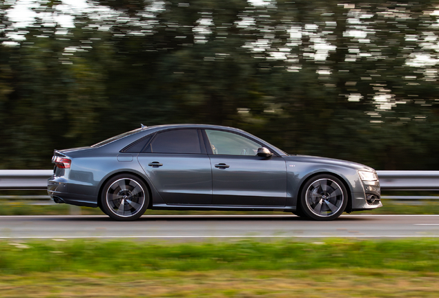 Audi S8 D4 Plus