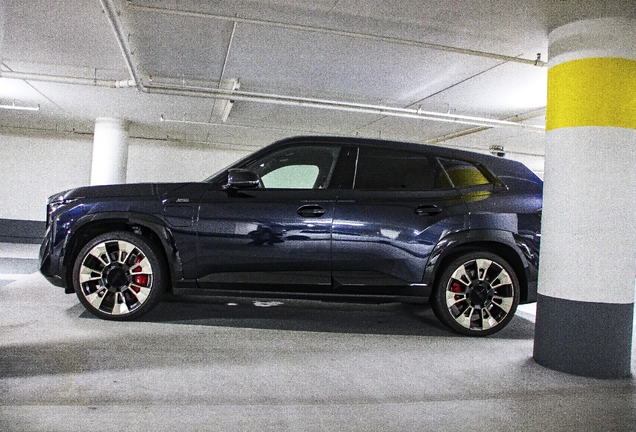 BMW XM G09