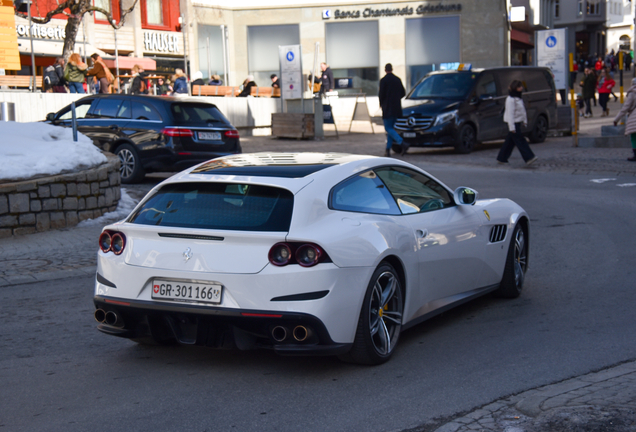 Ferrari GTC4Lusso T