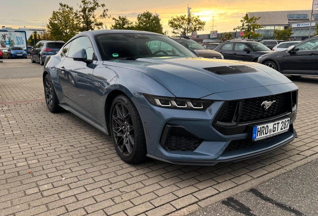 Ford Mustang GT 2024