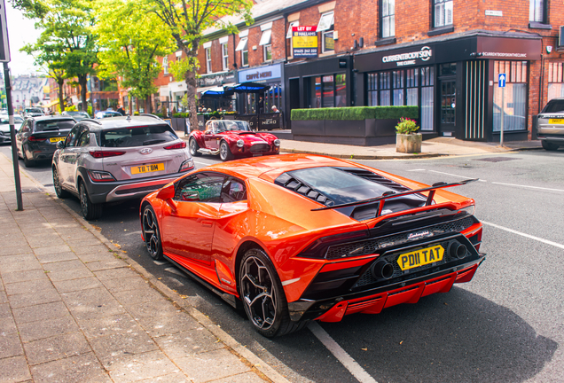Lamborghini Huracán LP640-4 EVO