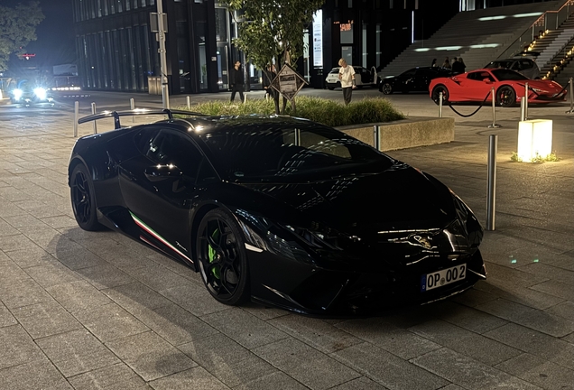 Lamborghini Huracán LP640-4 Performante