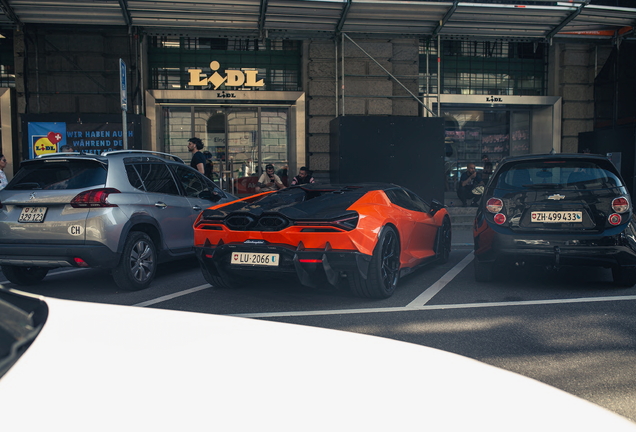 Lamborghini Revuelto