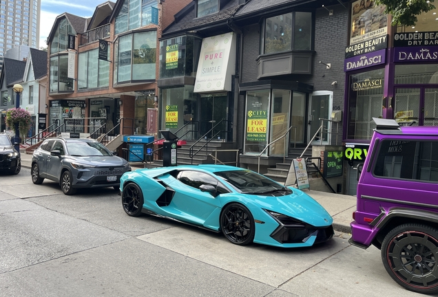 Lamborghini Revuelto