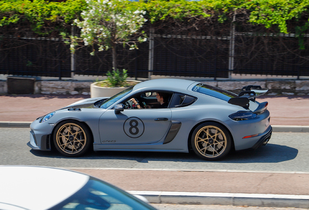 Porsche 718 Cayman GT4 RS Weissach Package