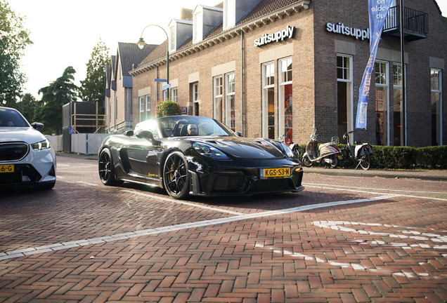 Porsche 718 Spyder RS Weissach Package