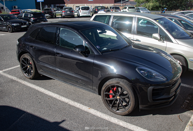 Porsche 95B Macan GTS MkIII