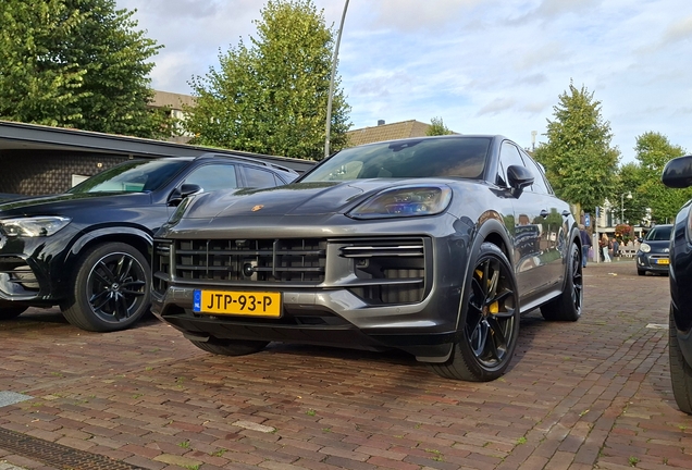 Porsche Cayenne Coupé Turbo E-Hybrid