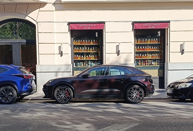 Porsche Macan EV Turbo