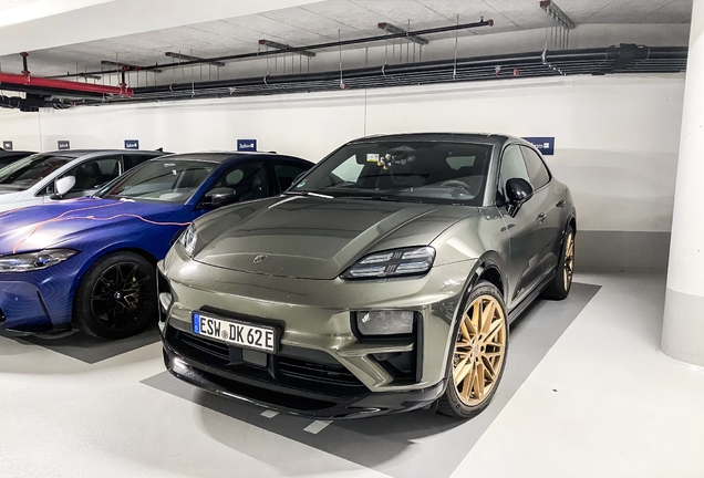 Porsche Macan EV Turbo