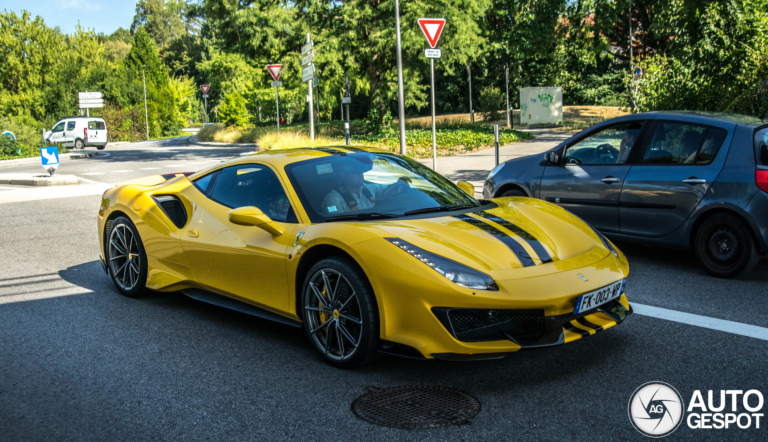 Ferrari 488 Pista