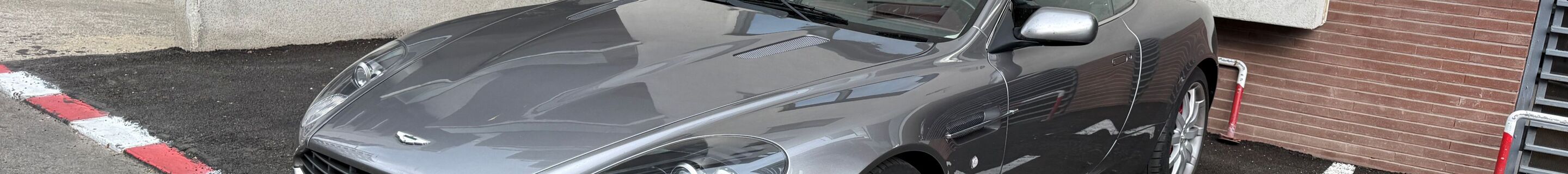 Aston Martin DB9