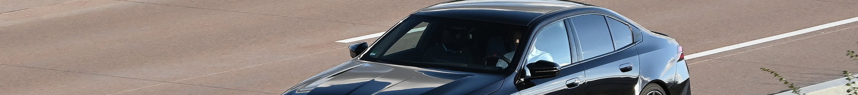 BMW M5 G90