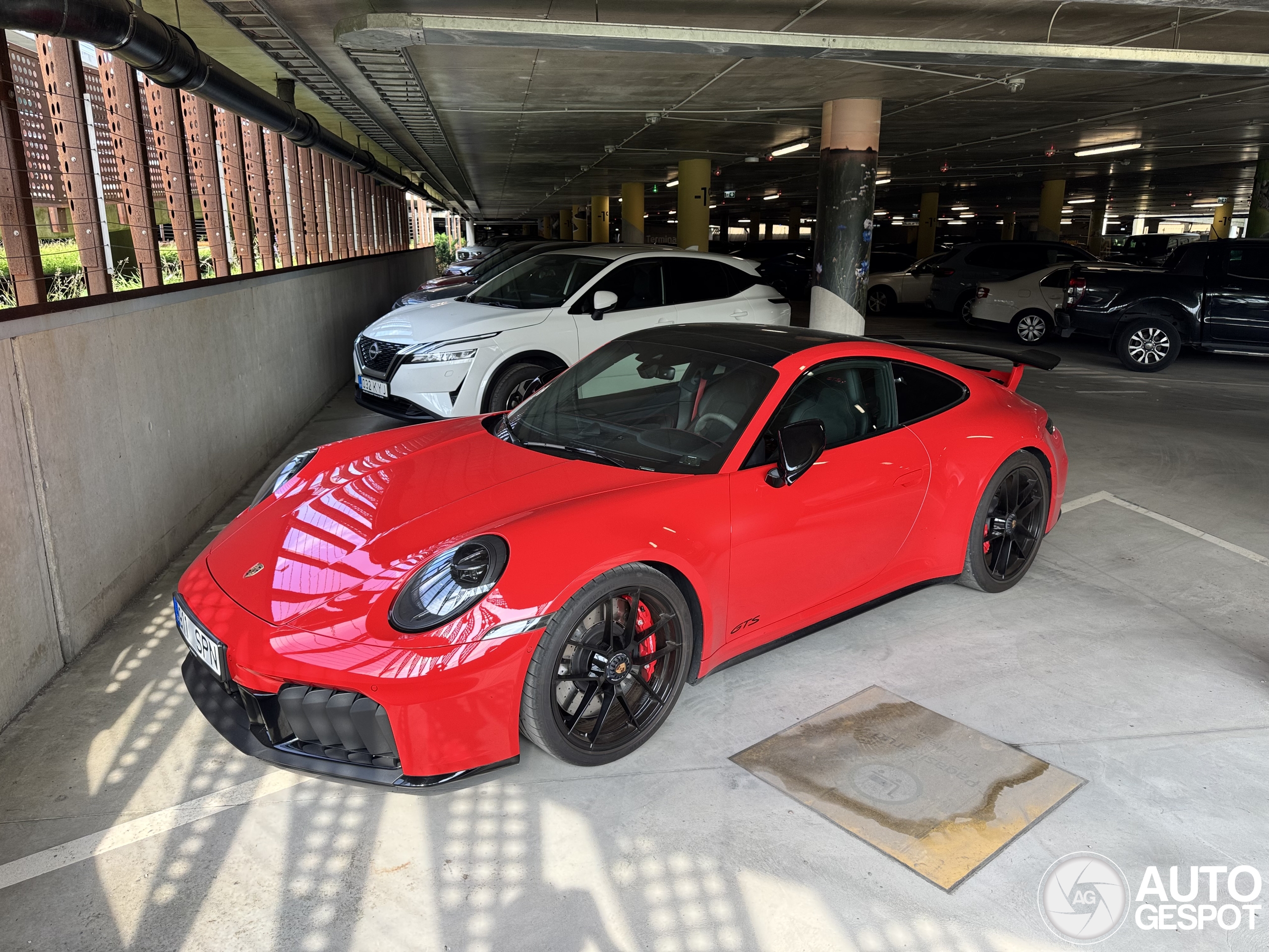 Porsche 992 Carrera 4 GTS MkII