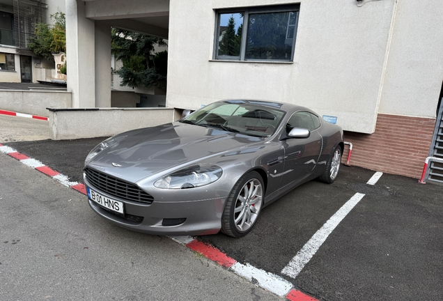 Aston Martin DB9