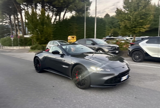 Aston Martin V8 Vantage Roadster 2020