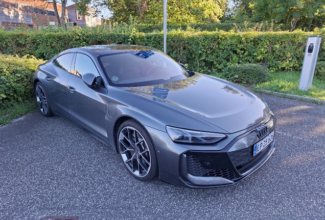 Audi RS E-Tron GT 2025