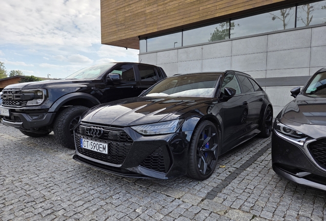 Audi RS6 Avant C8