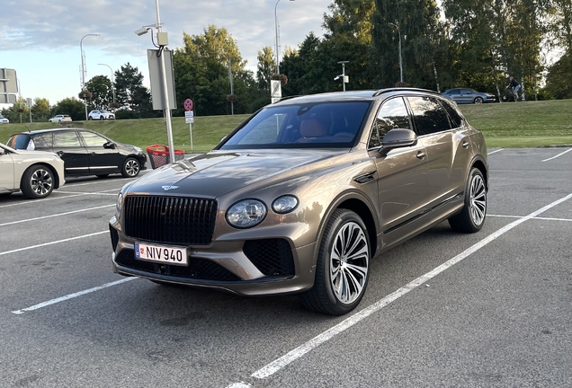 Bentley Bentayga Azure EWB 2024