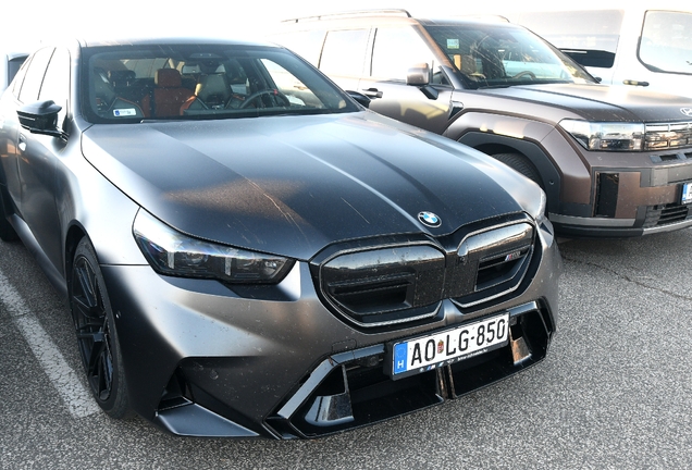 BMW M5 G90