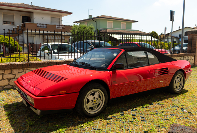 Ferrari Mondial T Cabriolet