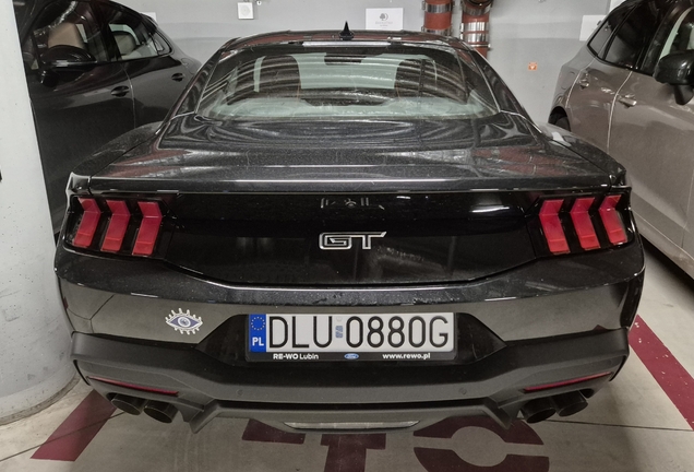 Ford Mustang GT 2024
