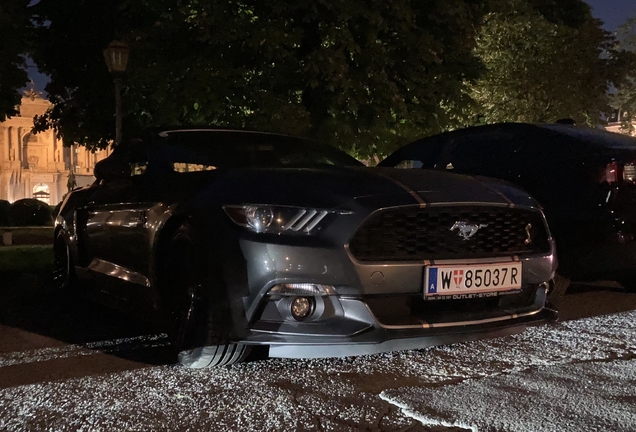 Ford Mustang GT Convertible 2015