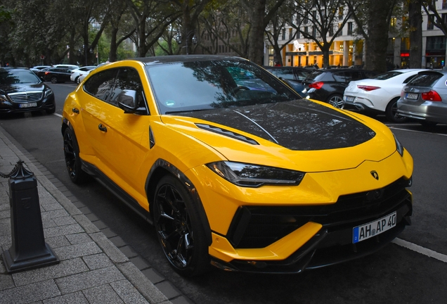 Lamborghini Urus Performante