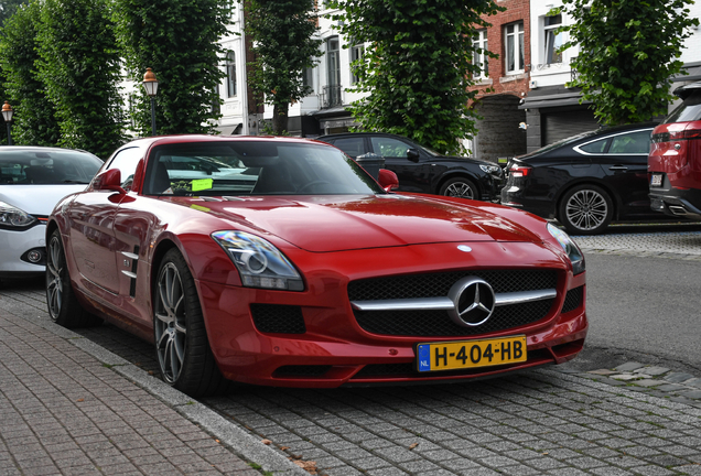 Mercedes-Benz SLS AMG