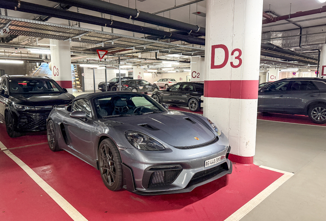 Porsche 718 Spyder RS