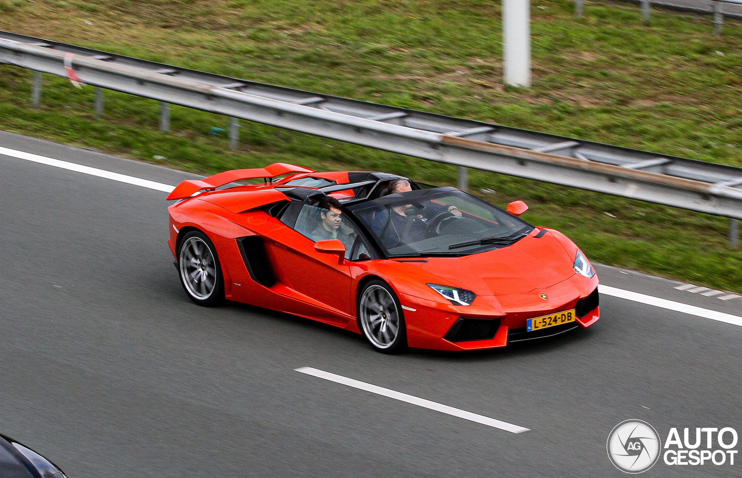 Lamborghini Aventador LP700-4 Roadster