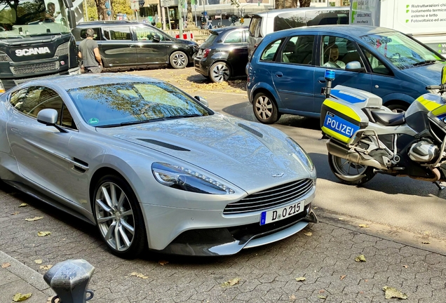 Aston Martin Vanquish 2013
